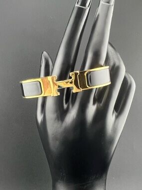 Hermès Clic H Bracelet